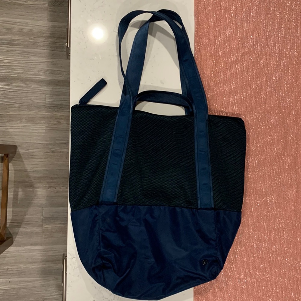 Lululemon tote/Gym bag
